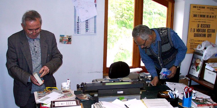 Gianni in redazione lavora con Silvio Einaudi